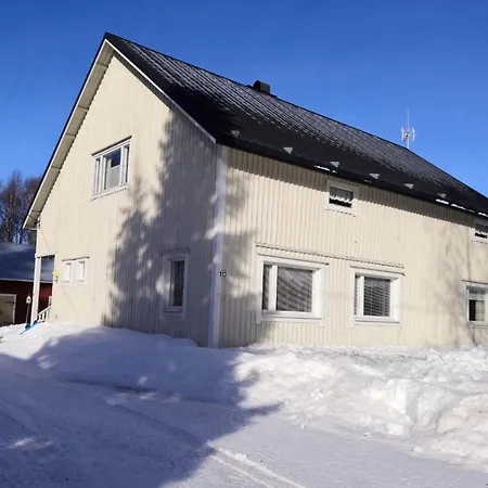 Mukava Mummonmoekki Maaseudun Rauhassa *