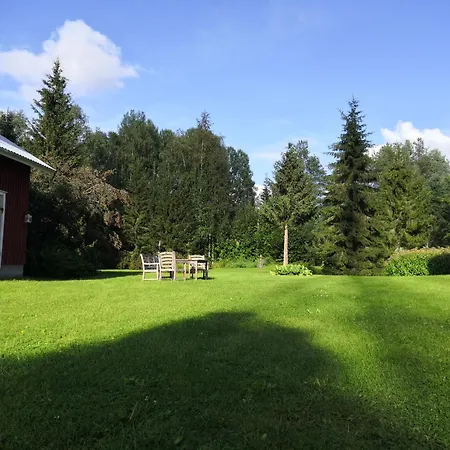 Mukava Mummonmoekki Maaseudun Rauhassa Koivu